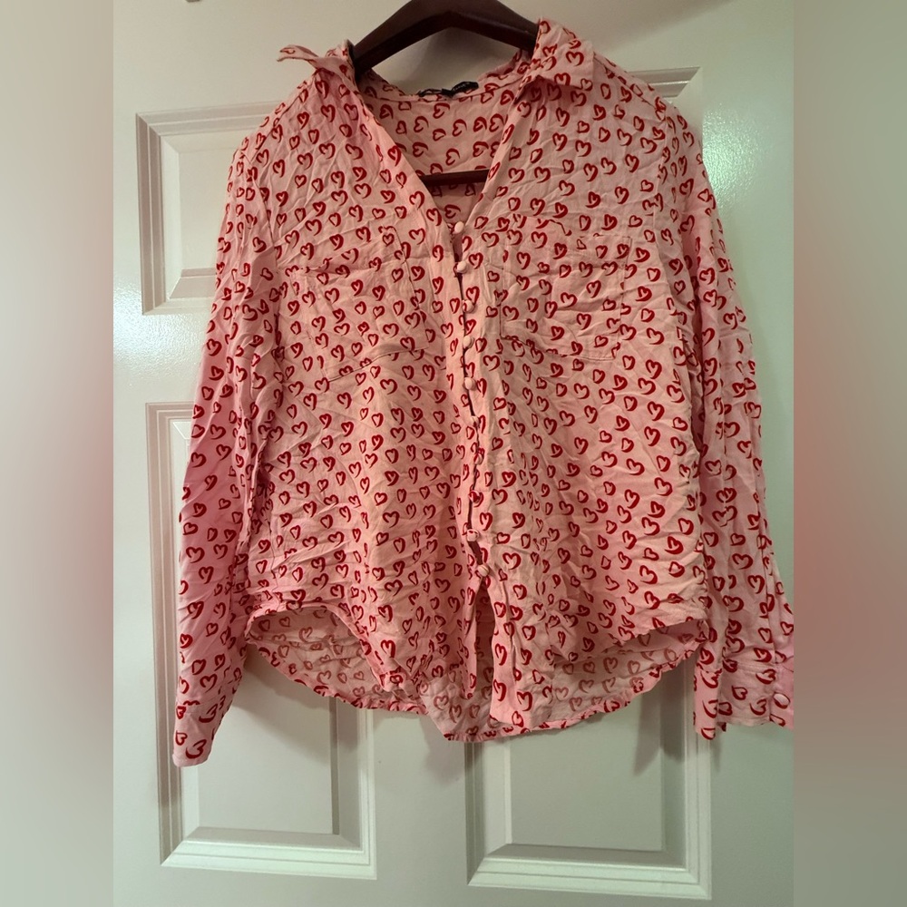 Like-New 100% Viscose Heart Pink and Red Blouse